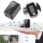 mini GPS uređaj za praćenje — prednja strana
