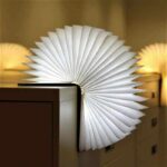lampa u obliku knjige — prednja strana