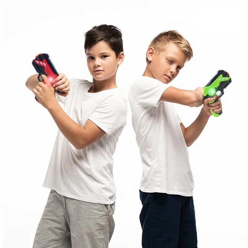 Laser Tag 2 pištolja – Zvezdani Ratnici laser tag pištolja zvezdani ratnici — prednja strana