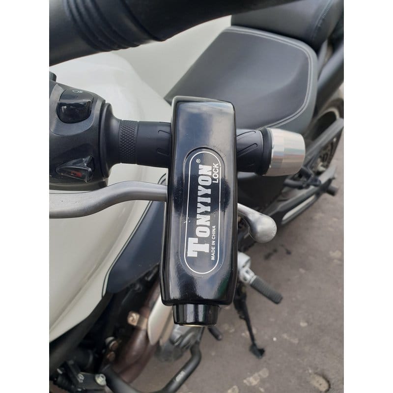 brava za zaključavanje motora brava za zaključavanje motora — prednja strana
