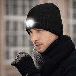 Kapa sa LED svetlom – Crna