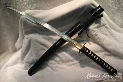 Katana Hladni Čelik 78 cm – Prava Oštrica sa Futrolom