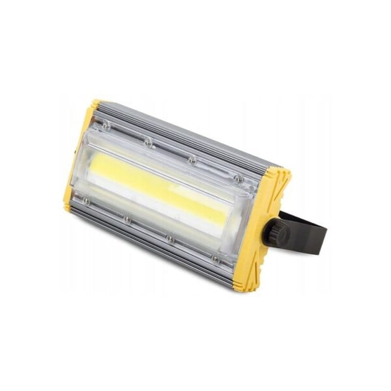 LED reflektor COB 50W — u upotrebi