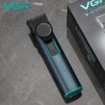 VGR V-973 Vodootporni Trimer – Precizno Šišanje i Lako Čišćenje - slika 3