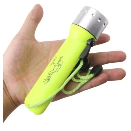 CREE LED lampa za ronjenje — vodootporna do 80m, 2000 lm