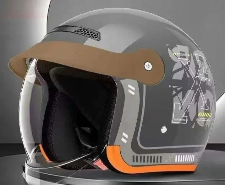 Otvorena jet kaciga za motocikl sa vizirom jet kaciga - u upotrebi