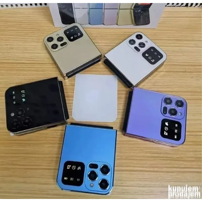 Z Flip F15 mini telefon na preklop — dual SIM, 2,0" ekran Z Flip F15 mini telefon - u upotrebi