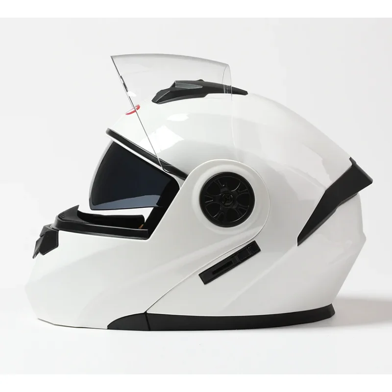 Bela flip-up moto kaciga sa vizir sistemom i integ. naočarima bela flip-up moto kaciga - u upotrebi