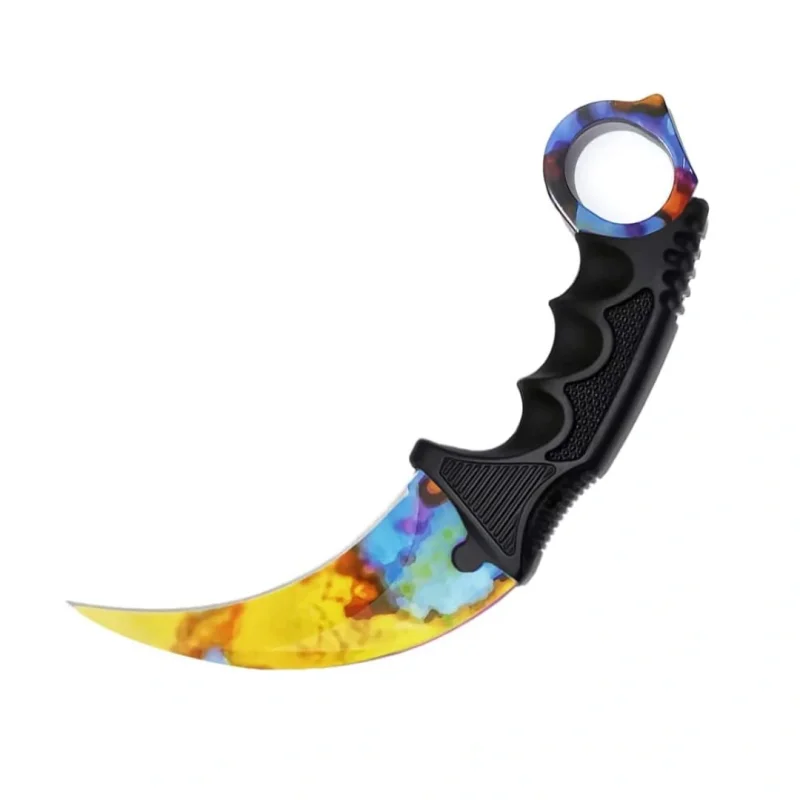 Karambit nož sa futrolom — premium kolekcionarski nož karambit sa futrolom - u upotrebi