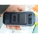 Land Rover Q4000 telefon - detalji