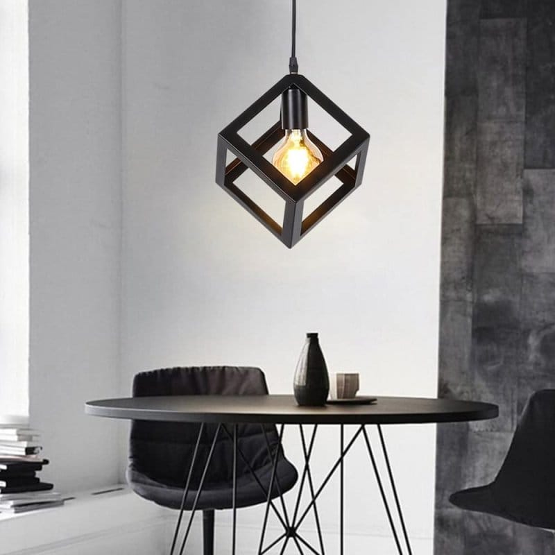 Crna kockasta viseća lampa E27 metal 16×28 cm kockasta viseća lampa - detalji