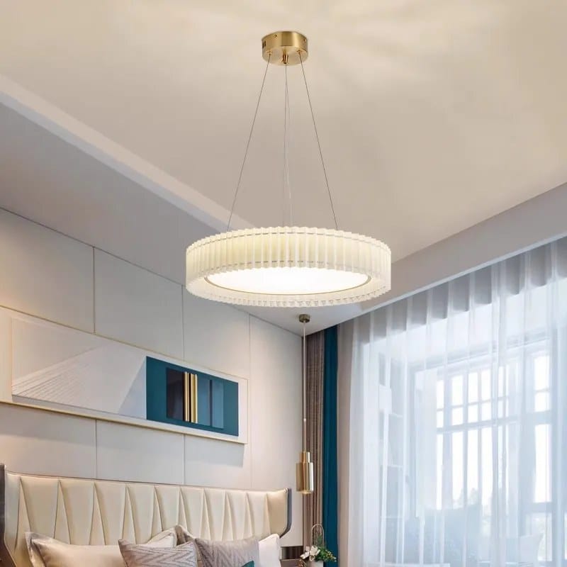 Plisirani luster sa toplim svetlom YK678665, prečnik 60 cm plisirani luster - u upotrebi